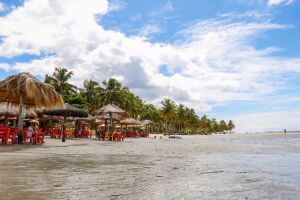 Praia de Mangue Seco em Igarassu