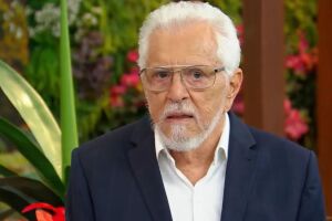 Carlos Alberto de N&oacute;brega.