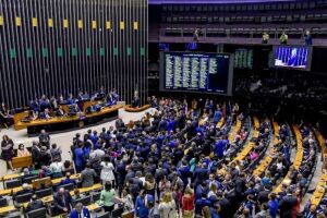 De acordo com a C&acirc;mara dos Deputados, o &iacute;ndice de novos deputados (35,6%) mant&eacute;m a m&eacute;dia de oxigena&ccedil;&atilde;o da Casa, em rela&ccedil;&atilde;o &agrave; elei&ccedil;&atilde;o anterior, de 2022 (39,3%).