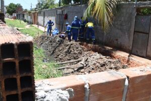 Obras de drenagem na Rua Peru avan&ccedil;am e preparam via para receber pavimenta&ccedil;&atilde;o em Paulista.