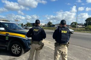 PRF registra 43 sinistros e quatro mortes nas rodovias federais de Pernambuco durante feriado.