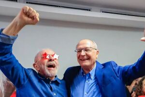 Lula recebe 64,2 milh&otilde;es de votos no segundo turno e conquista a maior vota&ccedil;&atilde;o da hist&oacute;ria do Brasil.