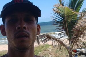 Surfista atacado por tubar&atilde;o na Praia Del Chifre, em Olinda, tem pedido de indeniza&ccedil;&atilde;o negado pela Justi&ccedil;a.