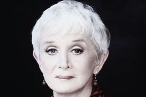 Barbara Barrie, indicada ao Oscar e estrela de "O Vencedor" e da Broadway, morre aos 95 anos.