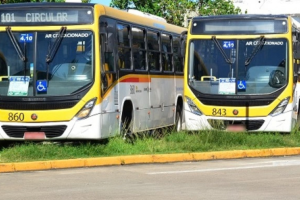 Linha de &ocirc;nibus no Grande Recife