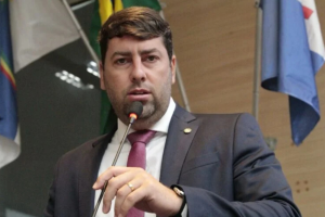 Samuel Salazar, presidente da c&acirc;mara do Recife 2027-28