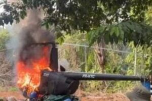 Helic&oacute;ptero destru&iacute;do pela FAB.