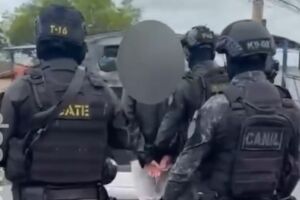 Homem &eacute; preso por fazer ex-companheira e beb&ecirc;s ref&eacute;ns.