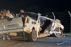 Colis&atilde;o deixou um morto e outro ferido em Bom Jardim.