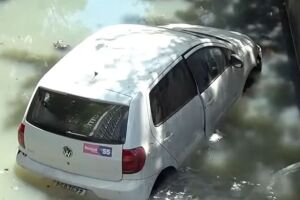 A CTTU isolou a &aacute;rea e providenciou a remo&ccedil;&atilde;o do autom&oacute;vel.