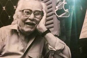 Nascido em Surubim, em 1904, o compositor morreu no Recife, em 1997.
