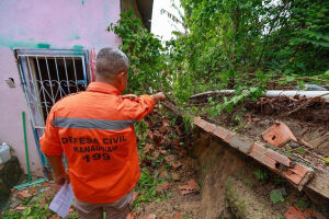 Governo Federal libera R$ 13,6 milh&otilde;es para cidades afetadas por desastres.
