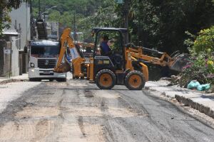 Prefeitura do Paulista avan&ccedil;a com obras de recupera&ccedil;&atilde;o vi&aacute;ria em Jaguaribe.