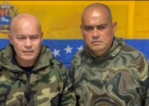 Capitães do Exército se posicionam contra Maduro.