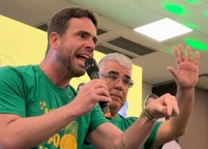 Eduardo Moura participa ao lado de Eduardo Gir&atilde;o.