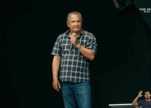 Pastor Silas Malafia no evento evang&eacute;lico The Send Brasil 2026, na Arena Pernambuco.