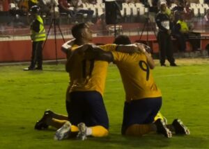 Deu F&ecirc;nix! Retr&ocirc; vence nos Aflitos e encerra invencibilidade do N&aacute;utico no Campeonato Pernambucano