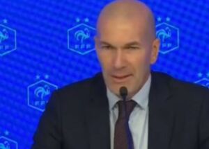 Zidane em apresenta&ccedil;&atilde;o como treinador da Fran&ccedil;a