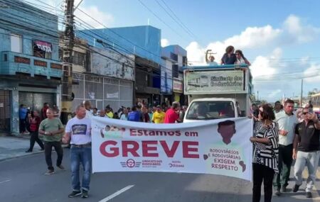 GREVE DE ÔNIBUS no RECIFE Sindicato faz alerta.