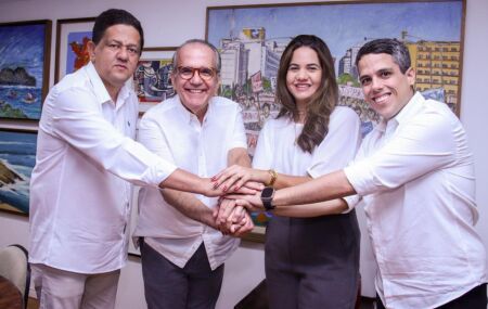 MDB oficializa apoio a Mirella.