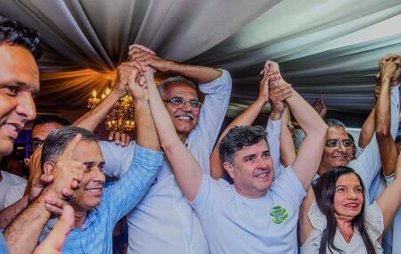 Em convenção realizada pelo PP, Bosco oficializa sua candidatura a prefeito de Camaragibe ao lado de Eduardo da Fonte.