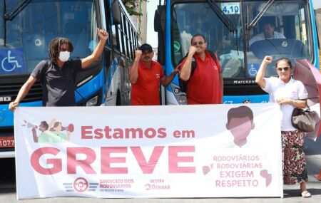 Rodoviários do Recife em ato.