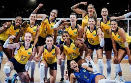 Seleção feminina de vôlei.