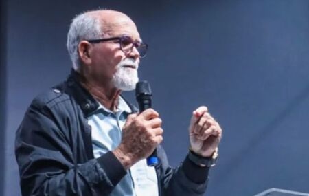 Pastor Davi Brunet, líder religioso da Igreja Vida Nova