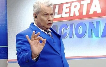 Apresentador Sik&ecirc;ra Jr