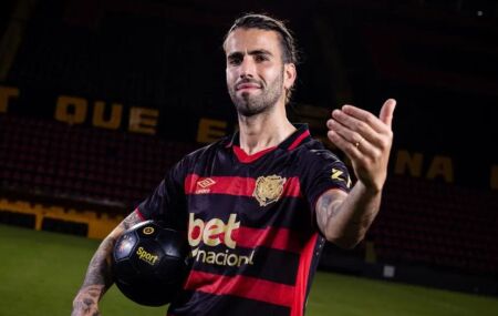 S&eacute;rgio Oliveira quer ficar no Sport e topa diminuir o sal&aacute;rio.