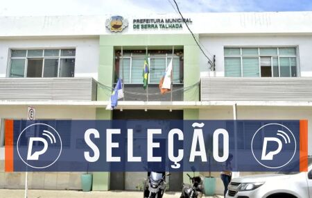 Fachada da Prefeitura de Serra Talhada. 