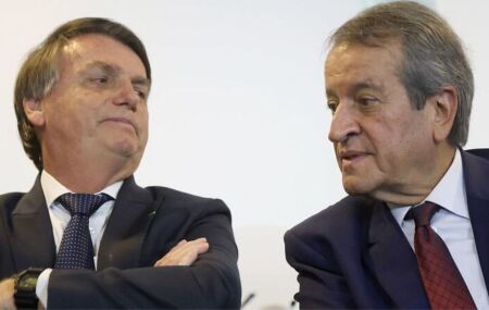 Bolsonaro e Valdemar Costa Neto.