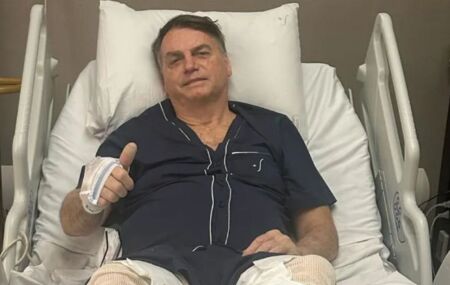 Ex-presidente Jair Bolsonaro em Hospital.