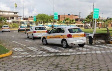 P&aacute;tio da autoescola do Detran.