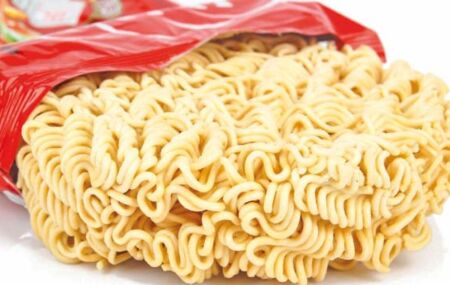 Macarr&atilde;o instant&acirc;neo.