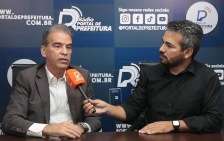 Deputado Coronel Feitosa &eacute; entrevistado pelo Portal de Prefeitura