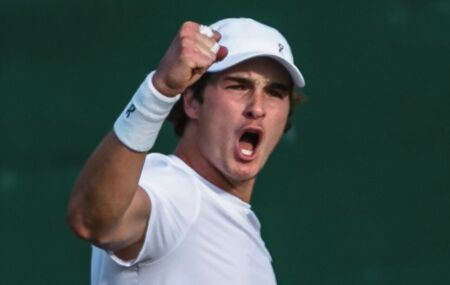 Ternista Jo&atilde;o Fonseca. 