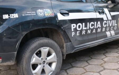 Carro da Pol&iacute;cia Civil de Pernambuco.
