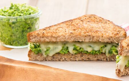 Sandu&iacute;che de Br&oacute;colis.