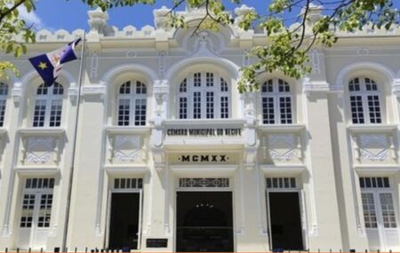 C&acirc;mara do Recife.