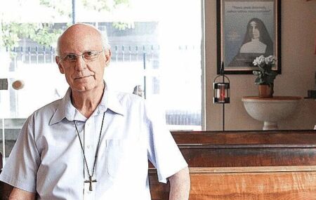 Padre J&uacute;lio Lancellotti