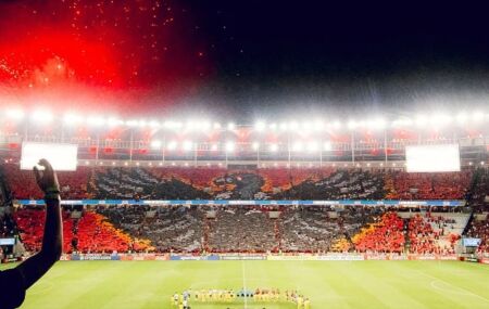 Est&aacute;dio do Maracan&atilde; recebe clima de decis&atilde;o para o duelo entre Flamengo e Cear&aacute; pelo Brasileir&atilde;o.