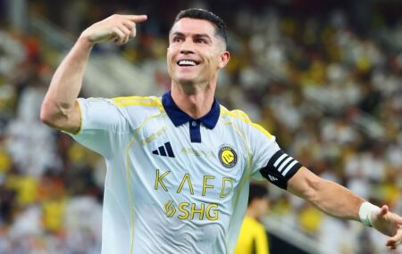 Cristiano Ronaldo chega aos 960 gols na carreira.