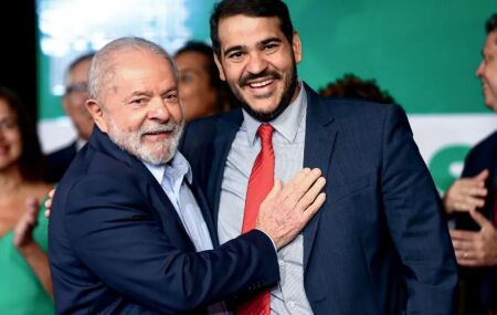 Jorge Messias e Lula. 