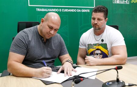 Prefeito de Cuiab&aacute;, Ab&iacute;lio Brunini (PL), sancionou uma lei que pro&iacute;be a participa&ccedil;&atilde;o de mulheres trans em competi&ccedil;&otilde;es esportivas femininas