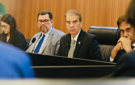 Comiss&atilde;o de Justi&ccedil;a da Alepe aprova projetos sobre metanol em bebidas alco&oacute;licas.