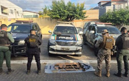 Sete membros do Comando Vermelho morrem durante confronto com a Pol&iacute;cia Militar no Cear&aacute;.