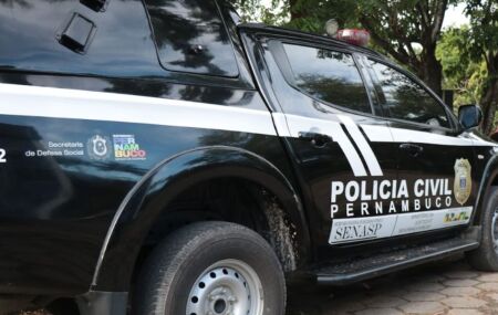 Viatura da Pol&iacute;cia Civil de Pernambuco.