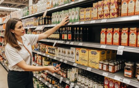 Anvisa pro&iacute;be venda de azeite, sal do Himalaia e ch&aacute; por irregularidades graves.