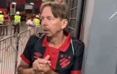 Marivaldo, torcedor s&iacute;mbolo do Sport, &eacute; barrado nas catracas da Ilha do Retiro; clube se desculpa
